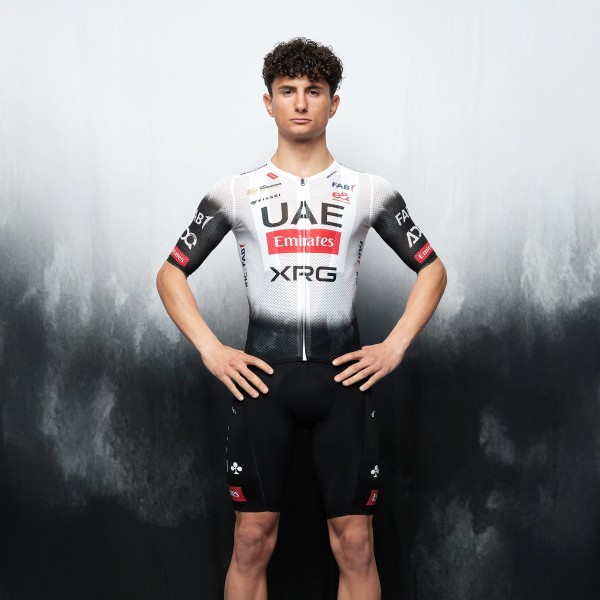 Bekleidung Herren UAE Team Emirates 2025 Magistrale Light Pissei trikot