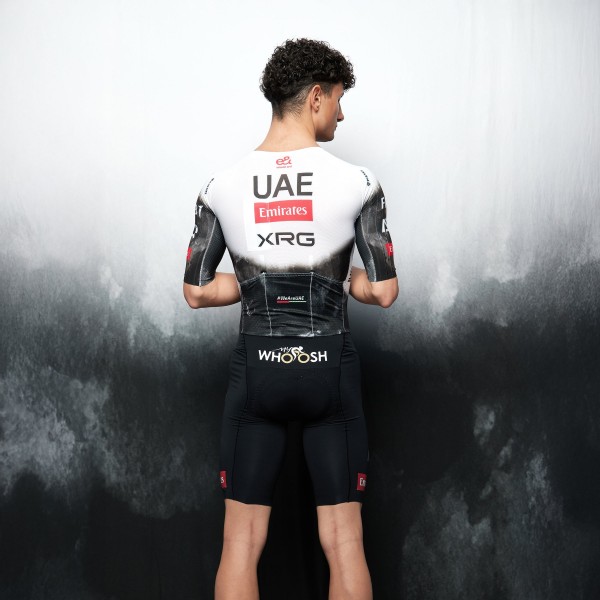 Bekleidung Herren UAE Team Emirates 2025 Hybrid Pissei body