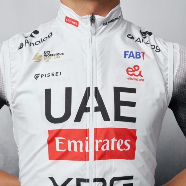 Bekleidung Herren Pissei UAE Team Emirates 2025 weste