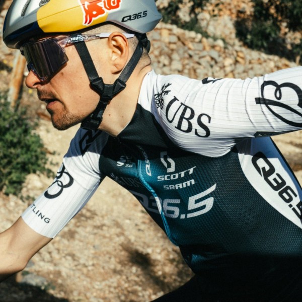 Bekleidung Herren Q36.5 Pro Cycling Team 2025 Gregarius Pro trikot