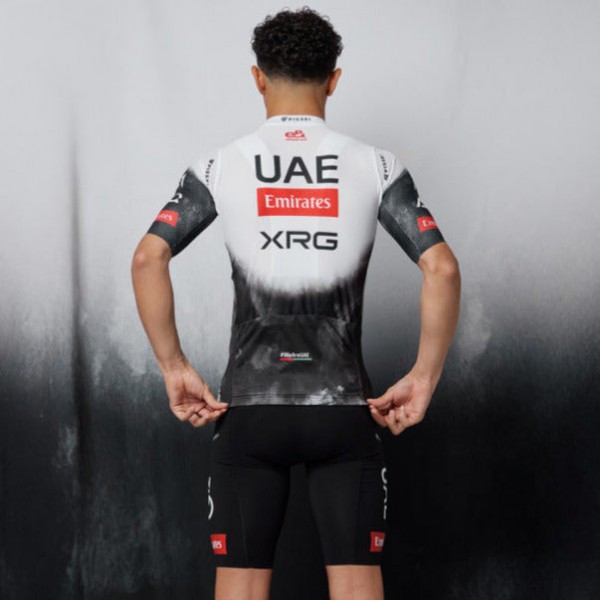 Bekleidung Herren Pissei UAE Team Emirates 2025 Magistrale trikot