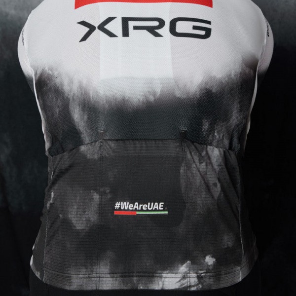 Bekleidung Herren Pissei UAE Team Emirates 2025 Magistrale trikot