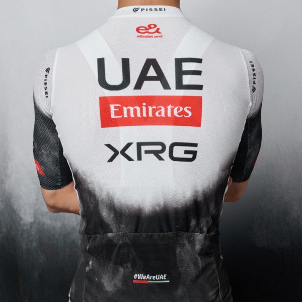 Bekleidung Herren Pissei UAE Team Emirates 2025 Magistrale trikot